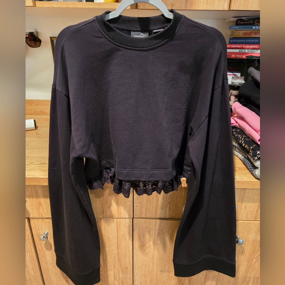 Fenty Cropped Kimono Sleeve Top Black Ruffle